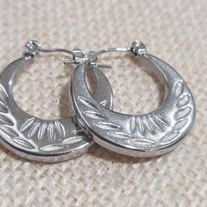 Elegant White Gold Hoop Earrings